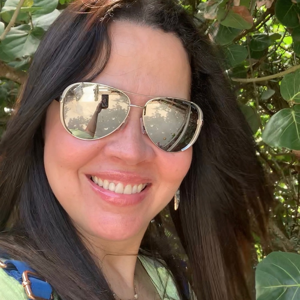 Meet your Posher, Becky